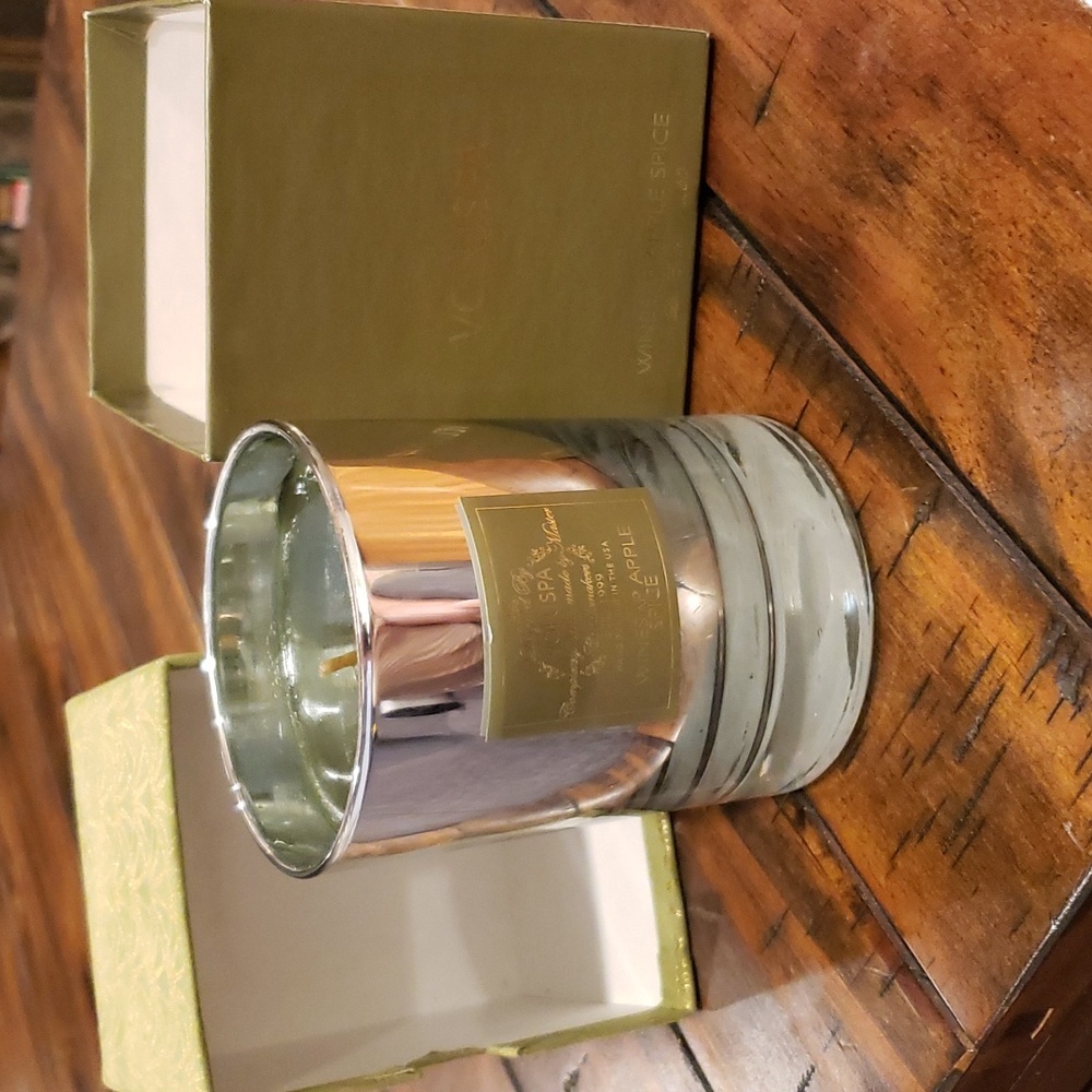 Voluspa winesap apple spice candle